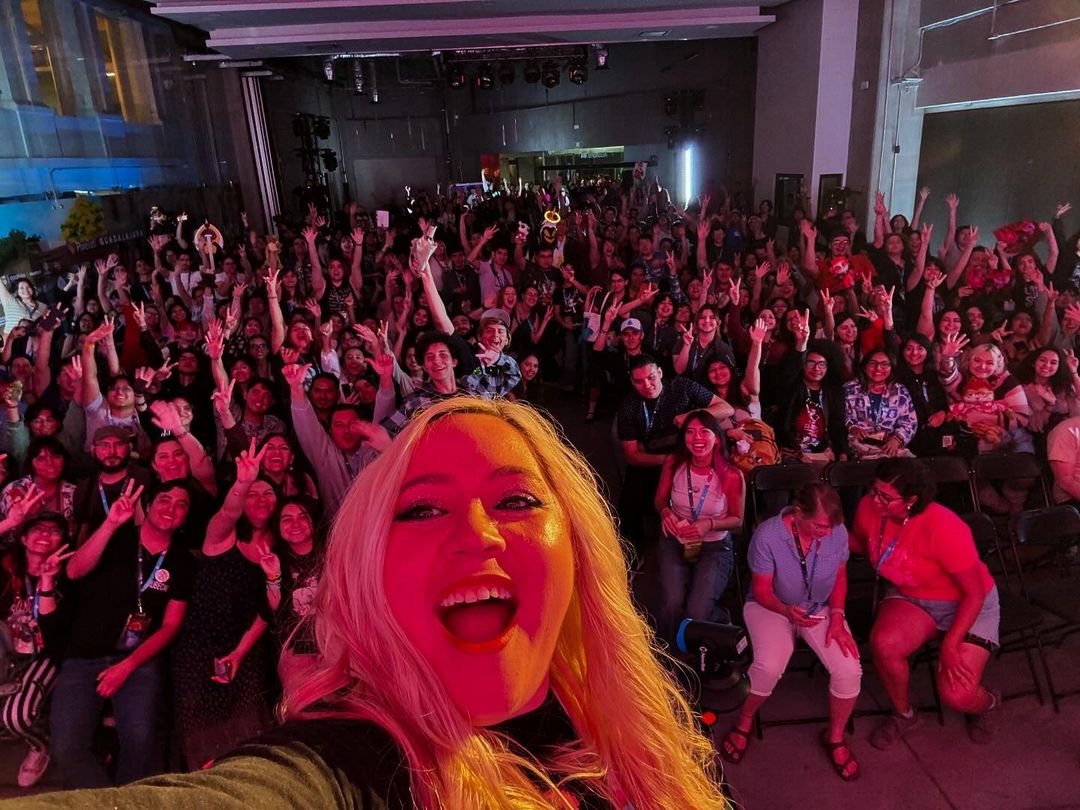 Vivienne Medrano Pixelatl 2024 Guadalajara México ViviziePop Helluva Boss Hazbin Hotel 