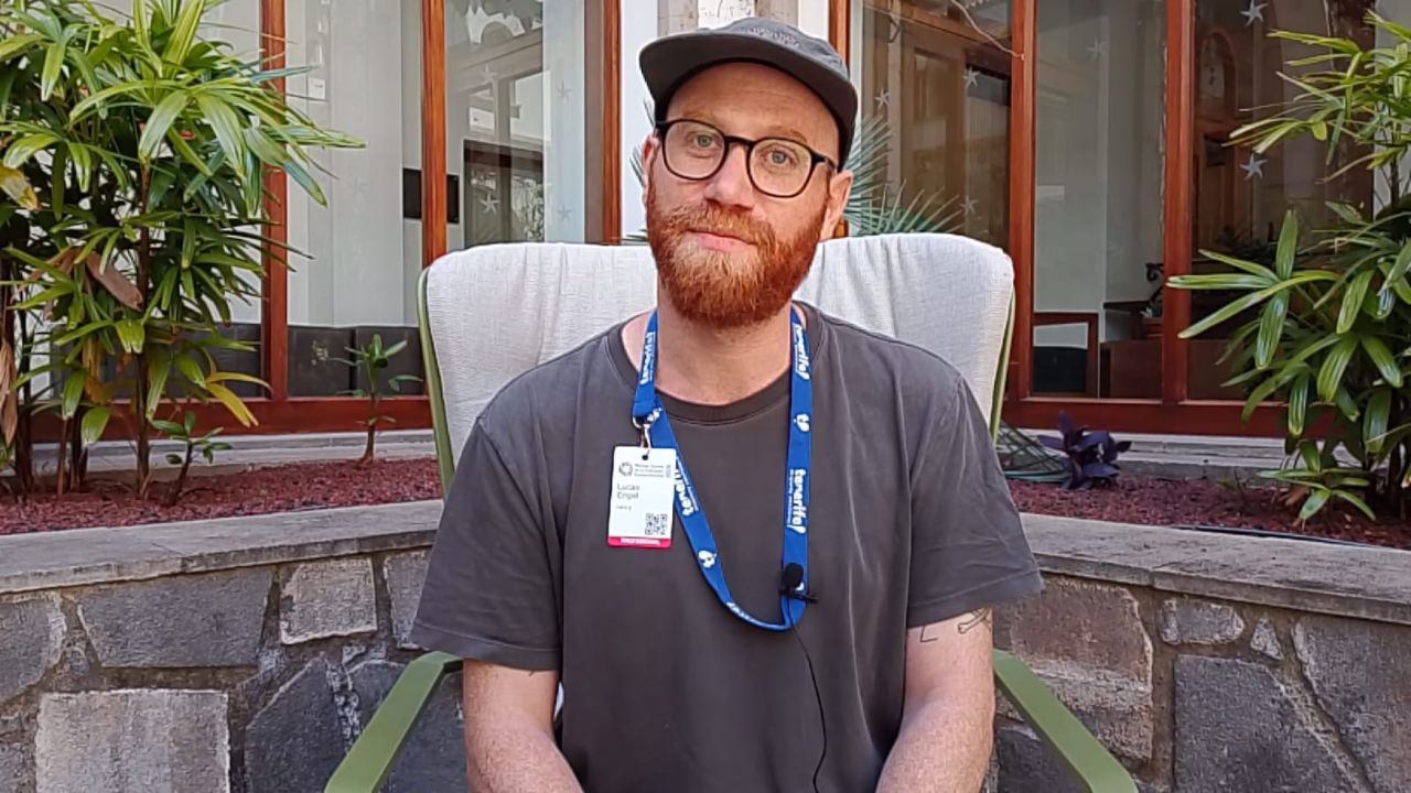 Entrevista Lucas Engel Pista B Chile Premios Quirino